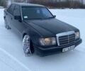 Чорний Мерседес Е-Клас, об'ємом двигуна 2 л та пробігом 300 тис. км за 1600 $, фото 1 на Automoto.ua