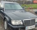 Чорний Мерседес Е-Клас, об'ємом двигуна 2.3 л та пробігом 299 тис. км за 2700 $, фото 2 на Automoto.ua
