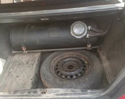 Чорний Мерседес Е-Клас, об'ємом двигуна 2.6 л та пробігом 438 тис. км за 1800 $, фото 6 на Automoto.ua