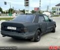 Черный Мерседес Е-Класс, объемом двигателя 2.6 л и пробегом 300 тыс. км за 1000 $, фото 1 на Automoto.ua