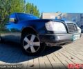 Черный Мерседес Е-Класс, объемом двигателя 2.8 л и пробегом 500 тыс. км за 2850 $, фото 2 на Automoto.ua