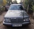 Чорний Мерседес Е-Клас, об'ємом двигуна 2.3 л та пробігом 300 тис. км за 2700 $, фото 3 на Automoto.ua