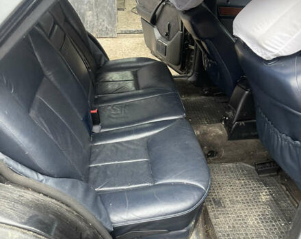 Чорний Мерседес Е-Клас, об'ємом двигуна 2.5 л та пробігом 250 тис. км за 1800 $, фото 4 на Automoto.ua