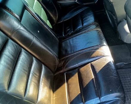 Черный Мерседес Е-Класс, объемом двигателя 2.8 л и пробегом 500 тыс. км за 2850 $, фото 3 на Automoto.ua