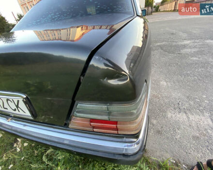 Черный Мерседес Е-Класс, объемом двигателя 2.8 л и пробегом 450 тыс. км за 2500 $, фото 11 на Automoto.ua