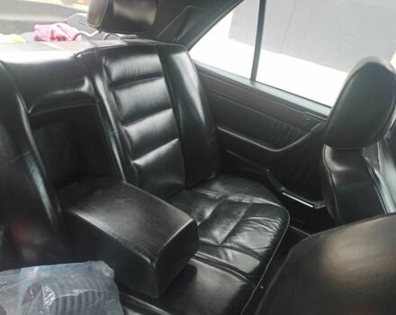 Черный Мерседес Е-Класс, объемом двигателя 3.2 л и пробегом 486 тыс. км за 5000 $, фото 1 на Automoto.ua