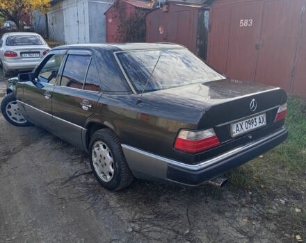 Чорний Мерседес Е-Клас, об'ємом двигуна 0 л та пробігом 440 тис. км за 2500 $, фото 1 на Automoto.ua