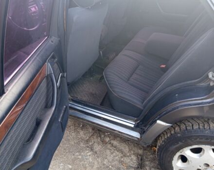 Чорний Мерседес Е-Клас, об'ємом двигуна 0 л та пробігом 440 тис. км за 2500 $, фото 4 на Automoto.ua