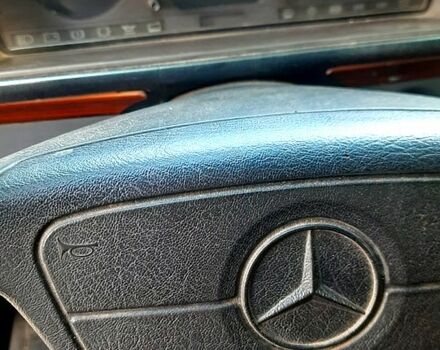 Чорний Мерседес Е-Клас, об'ємом двигуна 2.5 л та пробігом 278 тис. км за 2500 $, фото 8 на Automoto.ua