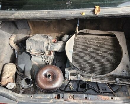 Черный Мерседес Е-Класс, объемом двигателя 2.5 л и пробегом 500 тыс. км за 800 $, фото 5 на Automoto.ua