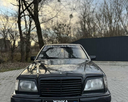 Черный Мерседес Е-Класс, объемом двигателя 2.5 л и пробегом 400 тыс. км за 1999 $, фото 13 на Automoto.ua