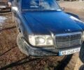 Черный Мерседес Е-Класс, объемом двигателя 2.5 л и пробегом 0 тыс. км за 1200 $, фото 1 на Automoto.ua
