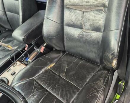 Чорний Мерседес Е-Клас, об'ємом двигуна 2 л та пробігом 488 тис. км за 3200 $, фото 24 на Automoto.ua