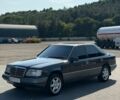 Черный Мерседес Е-Класс, объемом двигателя 2.2 л и пробегом 420 тыс. км за 3450 $, фото 1 на Automoto.ua