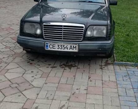 Черный Мерседес Е-Класс, объемом двигателя 2.2 л и пробегом 355 тыс. км за 2900 $, фото 10 на Automoto.ua