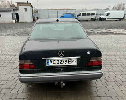 Чорний Мерседес Е-Клас, об'ємом двигуна 2.5 л та пробігом 535 тис. км за 3000 $, фото 5 на Automoto.ua