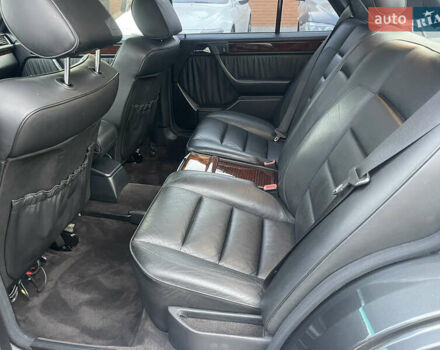 Черный Мерседес Е-Класс, объемом двигателя 0 л и пробегом 106 тыс. км за 77000 $, фото 20 на Automoto.ua