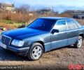 Черный Мерседес Е-Класс, объемом двигателя 2 л и пробегом 339 тыс. км за 2500 $, фото 1 на Automoto.ua