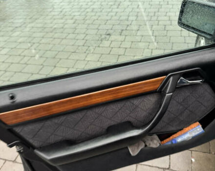 Чорний Мерседес Е-Клас, об'ємом двигуна 2.5 л та пробігом 535 тис. км за 3000 $, фото 11 на Automoto.ua