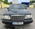Черный Мерседес Е-Класс, объемом двигателя 2 л и пробегом 400 тыс. км за 1600 $, фото 5 на Automoto.ua