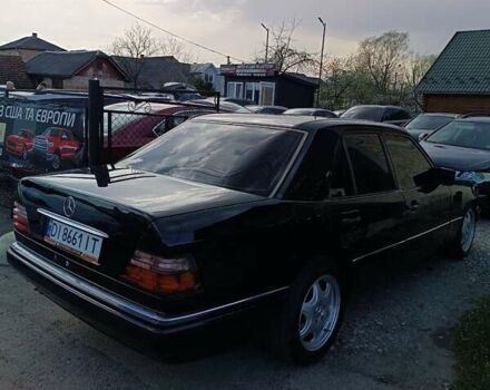 Черный Мерседес Е-Класс, объемом двигателя 2.8 л и пробегом 356 тыс. км за 6250 $, фото 6 на Automoto.ua