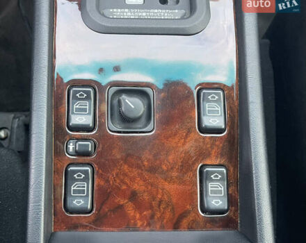 Черный Мерседес Е-Класс, объемом двигателя 0 л и пробегом 106 тыс. км за 77000 $, фото 18 на Automoto.ua