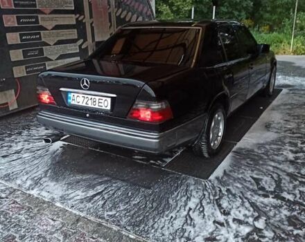 Черный Мерседес Е-Класс, объемом двигателя 2.2 л и пробегом 520 тыс. км за 4600 $, фото 11 на Automoto.ua