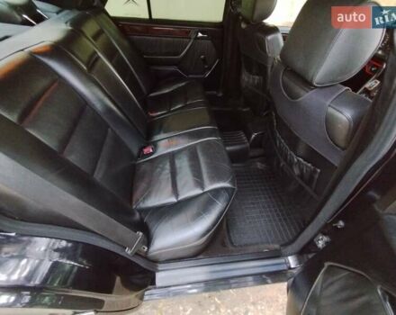 Черный Мерседес Е-Класс, объемом двигателя 2.8 л и пробегом 358 тыс. км за 4200 $, фото 5 на Automoto.ua