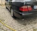 Черный Мерседес Е-Класс, объемом двигателя 2.3 л и пробегом 520 тыс. км за 2000 $, фото 1 на Automoto.ua