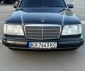 Чорний Мерседес Е-Клас, об'ємом двигуна 2.3 л та пробігом 401 тис. км за 4400 $, фото 1 на Automoto.ua