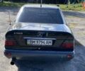 Чорний Мерседес Е-Клас, об'ємом двигуна 3 л та пробігом 463 тис. км за 2200 $, фото 2 на Automoto.ua