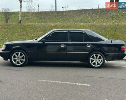 Черный Мерседес Е-Класс, объемом двигателя 2.8 л и пробегом 358 тыс. км за 4500 $, фото 8 на Automoto.ua