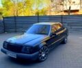 Черный Мерседес Е-Класс, объемом двигателя 2.5 л и пробегом 0 тыс. км за 2200 $, фото 1 на Automoto.ua