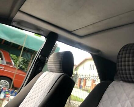 Черный Мерседес Е-Класс, объемом двигателя 2.2 л и пробегом 430 тыс. км за 3450 $, фото 20 на Automoto.ua