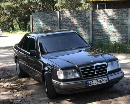 Черный Мерседес Е-Класс, объемом двигателя 2 л и пробегом 450 тыс. км за 3999 $, фото 14 на Automoto.ua