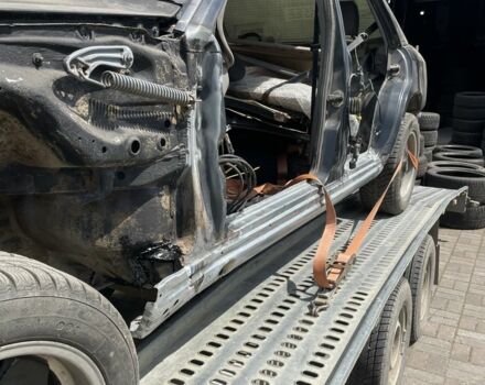 Черный Мерседес Е-Класс, объемом двигателя 2.5 л и пробегом 2 тыс. км за 4500 $, фото 15 на Automoto.ua