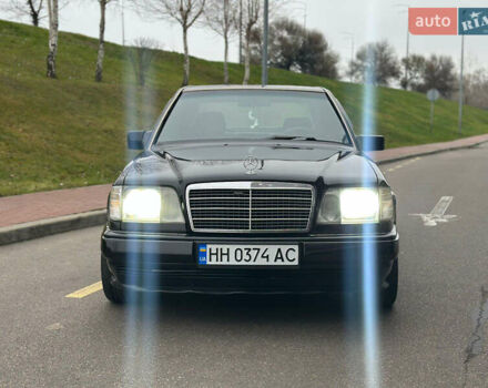 Черный Мерседес Е-Класс, объемом двигателя 2.8 л и пробегом 358 тыс. км за 4500 $, фото 3 на Automoto.ua