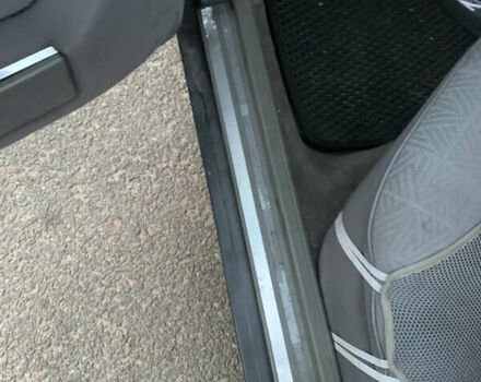 Черный Мерседес Е-Класс, объемом двигателя 2.2 л и пробегом 630 тыс. км за 2700 $, фото 7 на Automoto.ua