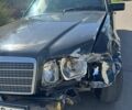Чорний Мерседес Е-Клас, об'ємом двигуна 0 л та пробігом 400 тис. км за 1100 $, фото 1 на Automoto.ua