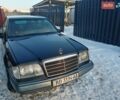 Черный Мерседес Е-Класс, объемом двигателя 2.2 л и пробегом 450 тыс. км за 2500 $, фото 1 на Automoto.ua
