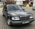 Черный Мерседес Е-Класс, объемом двигателя 2.2 л и пробегом 430 тыс. км за 3450 $, фото 1 на Automoto.ua
