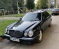 Черный Мерседес Е-Класс, объемом двигателя 3.2 л и пробегом 380 тыс. км за 4800 $, фото 1 на Automoto.ua
