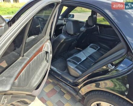 Мерседес Е-Класс 1996 в Полтаве на Automoto.ua Черный Мерседес Е-Класс, объемом двигателя 3.2 л и пробегом 300 тыс. км за 4800 $, фото 4 на Automoto.ua