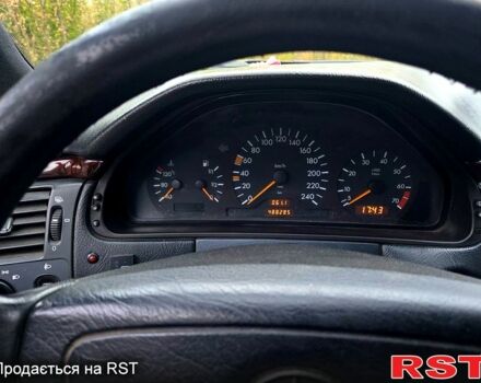 Черный Мерседес Е-Класс, объемом двигателя 2 л и пробегом 488 тыс. км за 3000 $, фото 6 на Automoto.ua