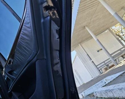 Черный Мерседес Е-Класс, объемом двигателя 2.3 л и пробегом 400 тыс. км за 4400 $, фото 8 на Automoto.ua