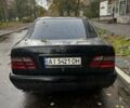 Черный Мерседес Е-Класс, объемом двигателя 2.8 л и пробегом 390 тыс. км за 2950 $, фото 3 на Automoto.ua