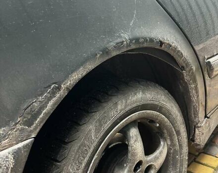 Черный Мерседес Е-Класс, объемом двигателя 2.8 л и пробегом 390 тыс. км за 2950 $, фото 9 на Automoto.ua