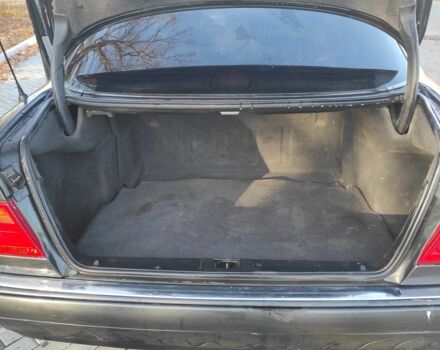 Чорний Мерседес Е-Клас, об'ємом двигуна 2 л та пробігом 270 тис. км за 1900 $, фото 4 на Automoto.ua