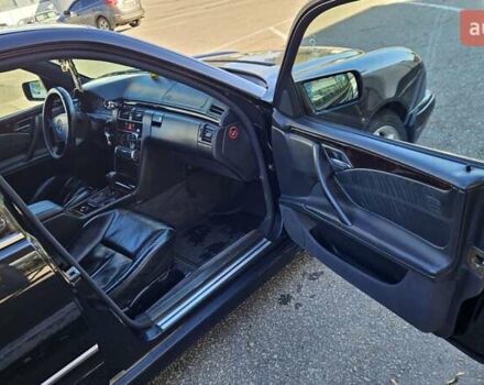 Черный Мерседес Е-Класс, объемом двигателя 2.3 л и пробегом 400 тыс. км за 4400 $, фото 3 на Automoto.ua