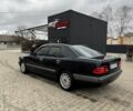 Чорний Мерседес Е-Клас, об'ємом двигуна 2 л та пробігом 455 тис. км за 2300 $, фото 5 на Automoto.ua